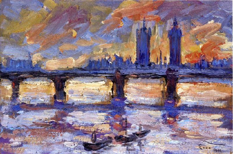 LONDON, THE THAMES, EVENING