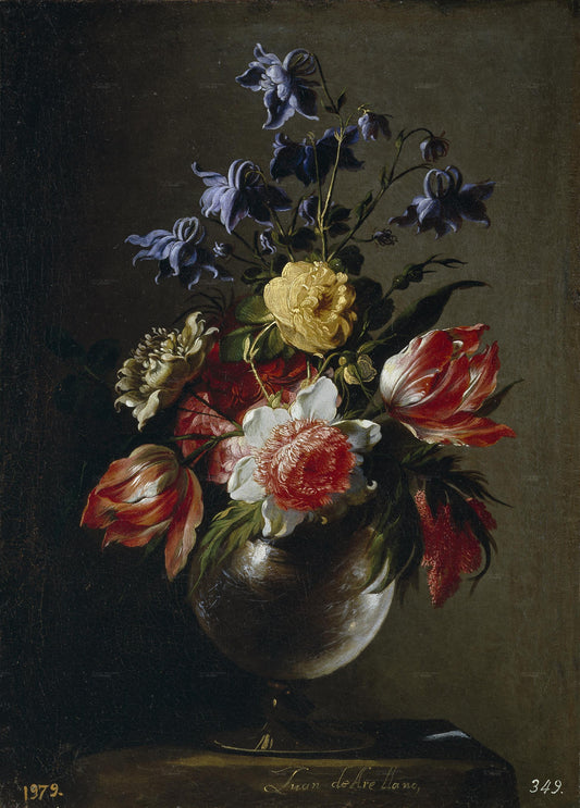 VASE OF FLOWER