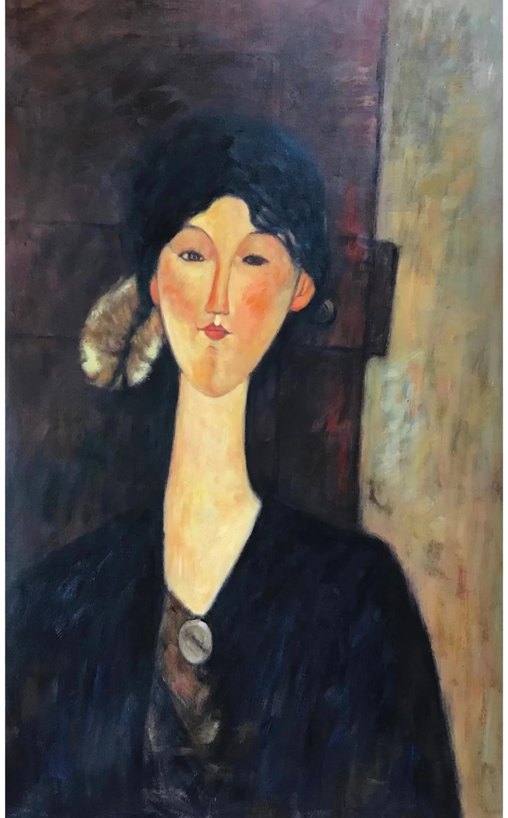 BEATRICE HASTINGS STANDING BY A DOOR